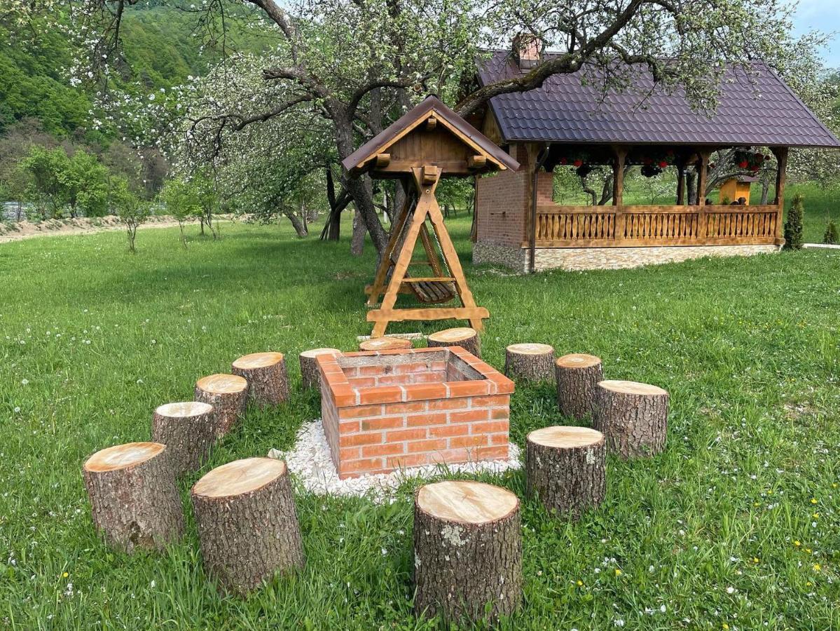 Pensiunea Hai In Maramures Bîrsana Eksteriør billede